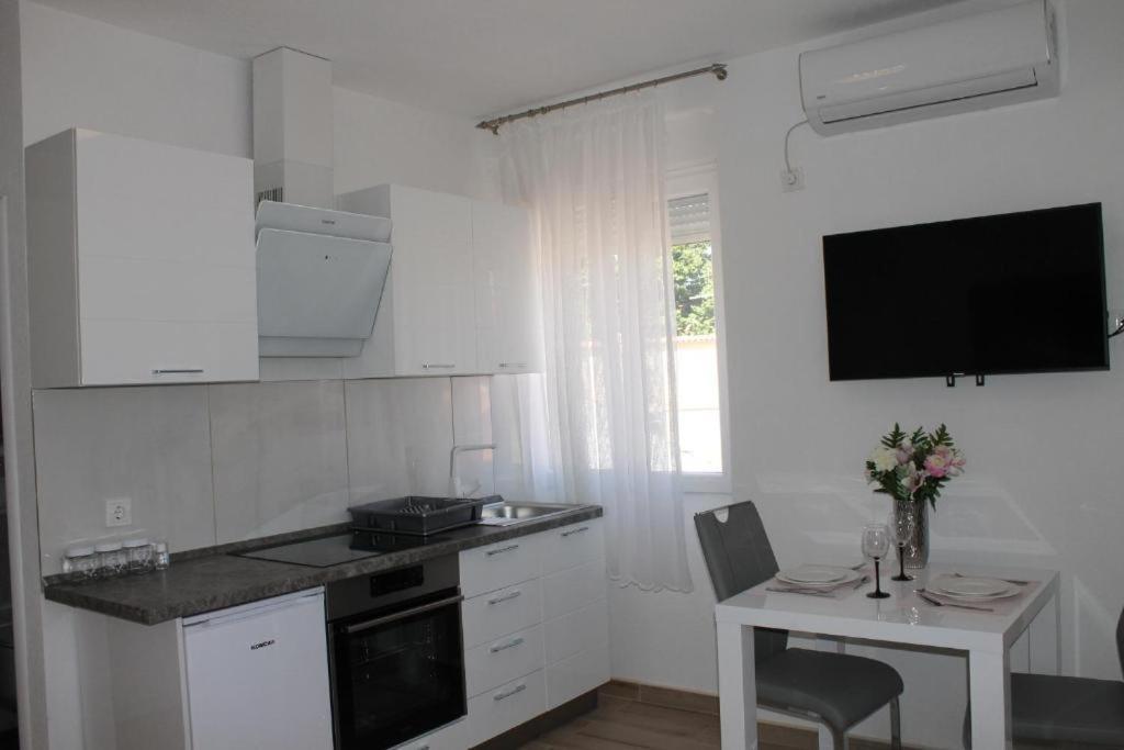 Jeta 2 Studio & Rooms Zadar Exterior foto